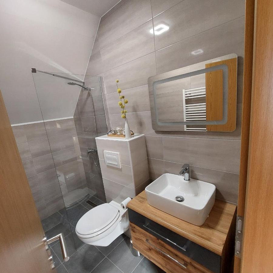 קרנייסקה גורה Apartmaji Biseri מראה חיצוני תמונה